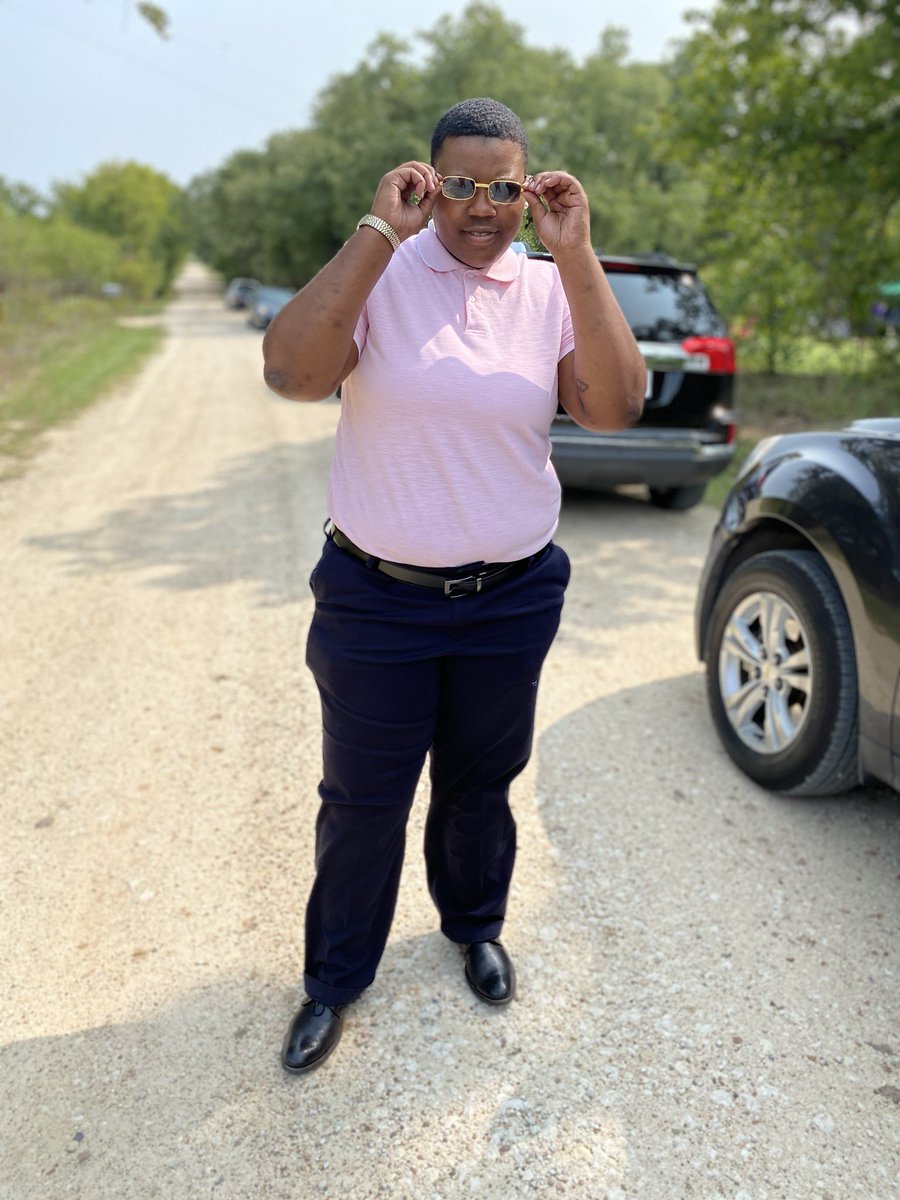 WolfChoppa's tweet image. that girl ova there won’t be yours when the sun come up #LLAE