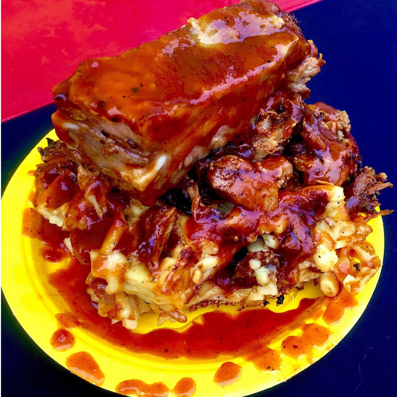 W_T_Foodtruck's tweet photo. Feel the pure joy as RIB in a CUP hands you their mighty rib on mac 'n cheese, smothered in BBQ sauce.๐
#foodtrucks #foodblogger #foodlover #foodgasm #instafood #foodies #yummy #catering #foodtrucklife #delicious #chef #foodtruckfestival #wtfapp #wheresthefoodtruck #foodiefest https://t.co/GIk1dKCaJN