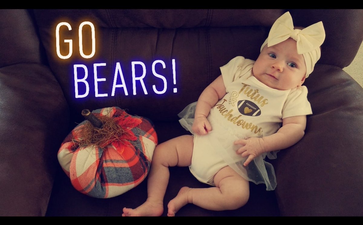 MrsHartney's tweet photo. Happy Game Day! 🐻🏈 https://t.co/mP1y3EjKpd