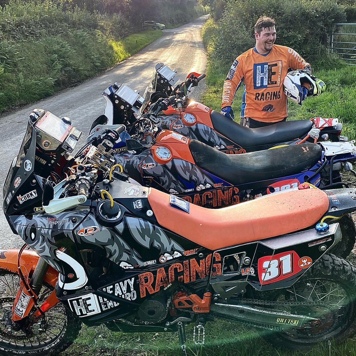HE_Racing's tweet photo. @heavyenduroracing @heavyenduro #ktm #ktmadventure #lc8 #lc8rally #giantloopmoto #unit31fabrications #tripleclampmoto #crispydesigns #heavyenduro #heavyenduroracing #ktm990 #ktm990adventure #ktm950 #ktm950adventure #rallyraidproducts #jdracingktmuk https://t.co/GjNcYxQuNd