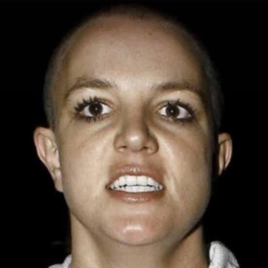 heidyrodriguezl's tweet photo. Este año estuve a nada de ser #Britneypelona https://t.co/t2BQhMufRf