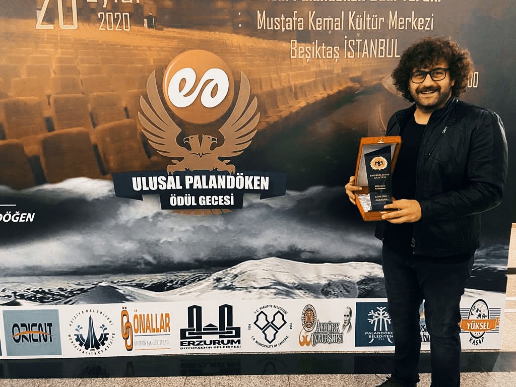 Ulusal Palandöken Ödül Töreninde beni bu ödüle layık gören herkese teşekkür ederim 🙏🏻
.
#alibaran ✔️🆎