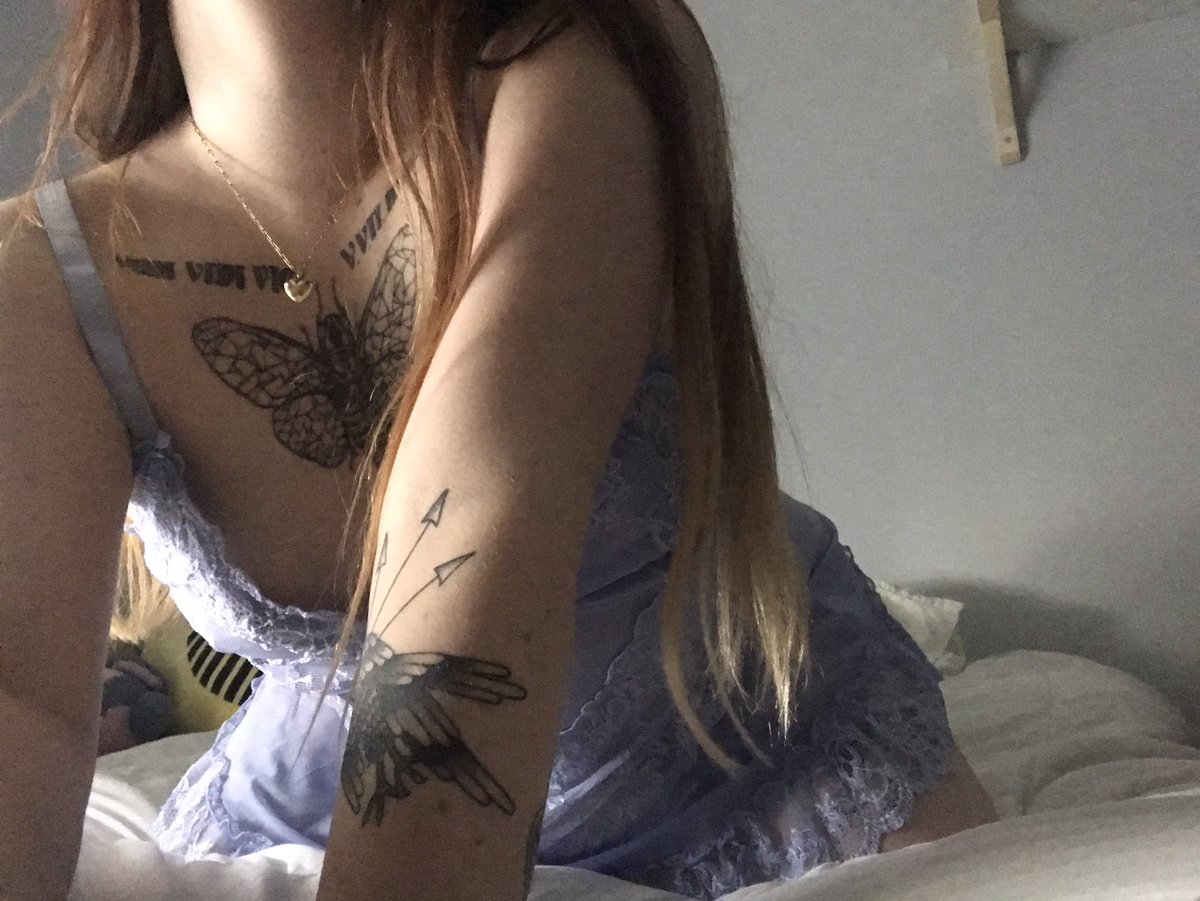 plutosoftie's tweet photo. henlo i abandoned my new acct and came back to this one, also i got a bunch of tattoos 🥺 https://t.co/YpTc2lTFet