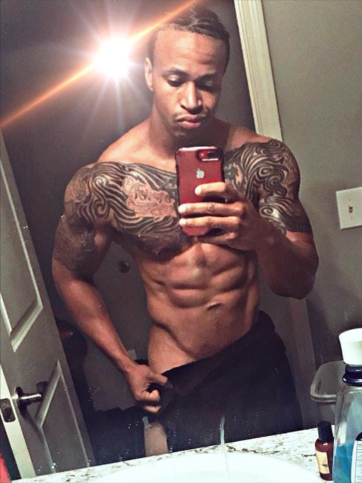 valentino615tn's tweet photo. Don't rush into any kind of relationship. Work on yourself. Feel yourself, experience yourself and love yourself.
#malestrippers #chippendales #exoticdancers #strippers #handsomeblackmen #magicmike #magicmikelive #magicmenlive #magicmen https://t.co/tmdlEkSqsp