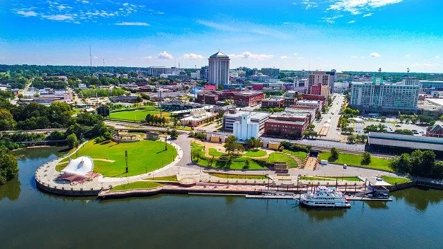 200 thousand Americans dead -- that's the population of Montgomery, Alabama.Imagine if this city were empty: