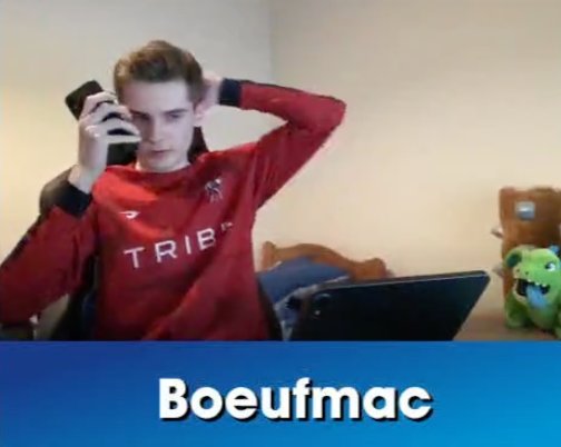 an unstoppable duo...

bedzilys &amp; boeufmac ordering a pizza