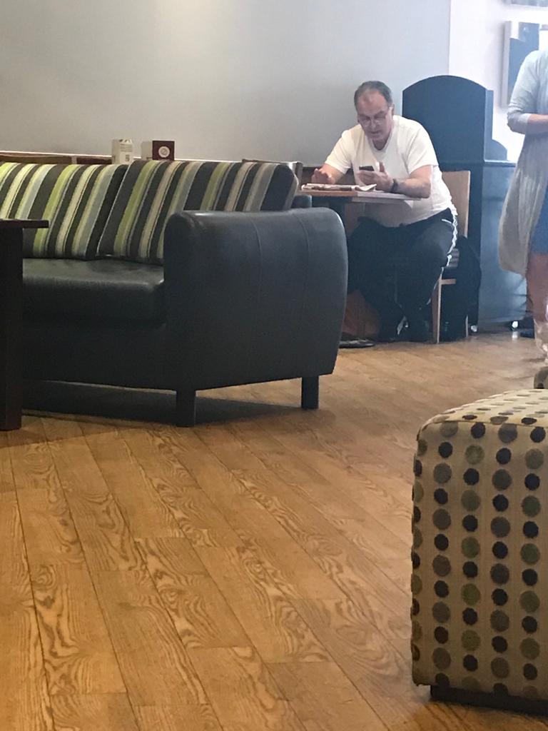 LeeBielsa's tweet image. Wife's sister having a coffee in Wetherby today and look who was in..