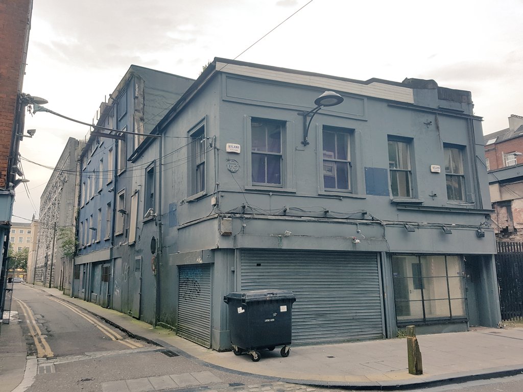 another old character building in Cork city centre, lying empty, no 97 on threadnot seen anything happen here in a long while, could be restored, repurposed, reused for so many things #regeneration  #local  #economy  #meanwhileuse