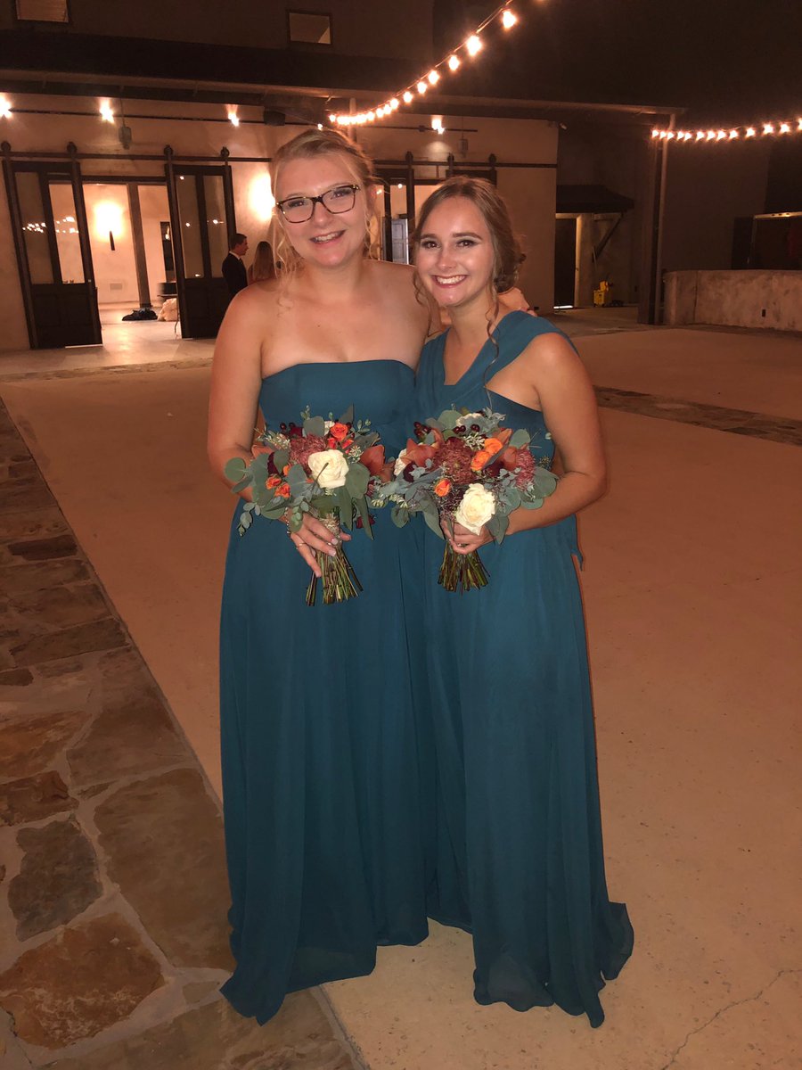 kblansdell's tweet photo. Another Lansdell wedding happened last night! Both my brothers are married! I guess I’m next :) I’m so happy I got to be a part of Emily and Trevor’s big big day! 
Emily looked like a QUEEN last night https://t.co/WXF5sKdxpw