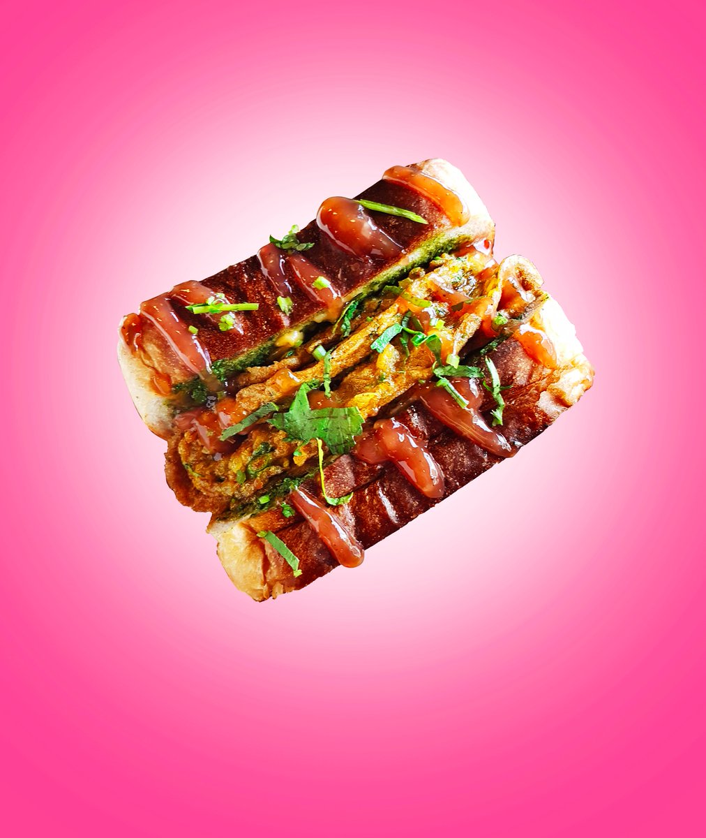 KoFlavours's tweet photo. Evening #BrumHour we're loving our work with @GupShupBrum by serving the best breakfast in Brum; The Big Nashta. Our Cobra Chai is a must try if you haven't already. Freshly made every morning with a secret blend of spices, our natural Chai is the kick you need in the morning. https://t.co/1aLPKSCXID