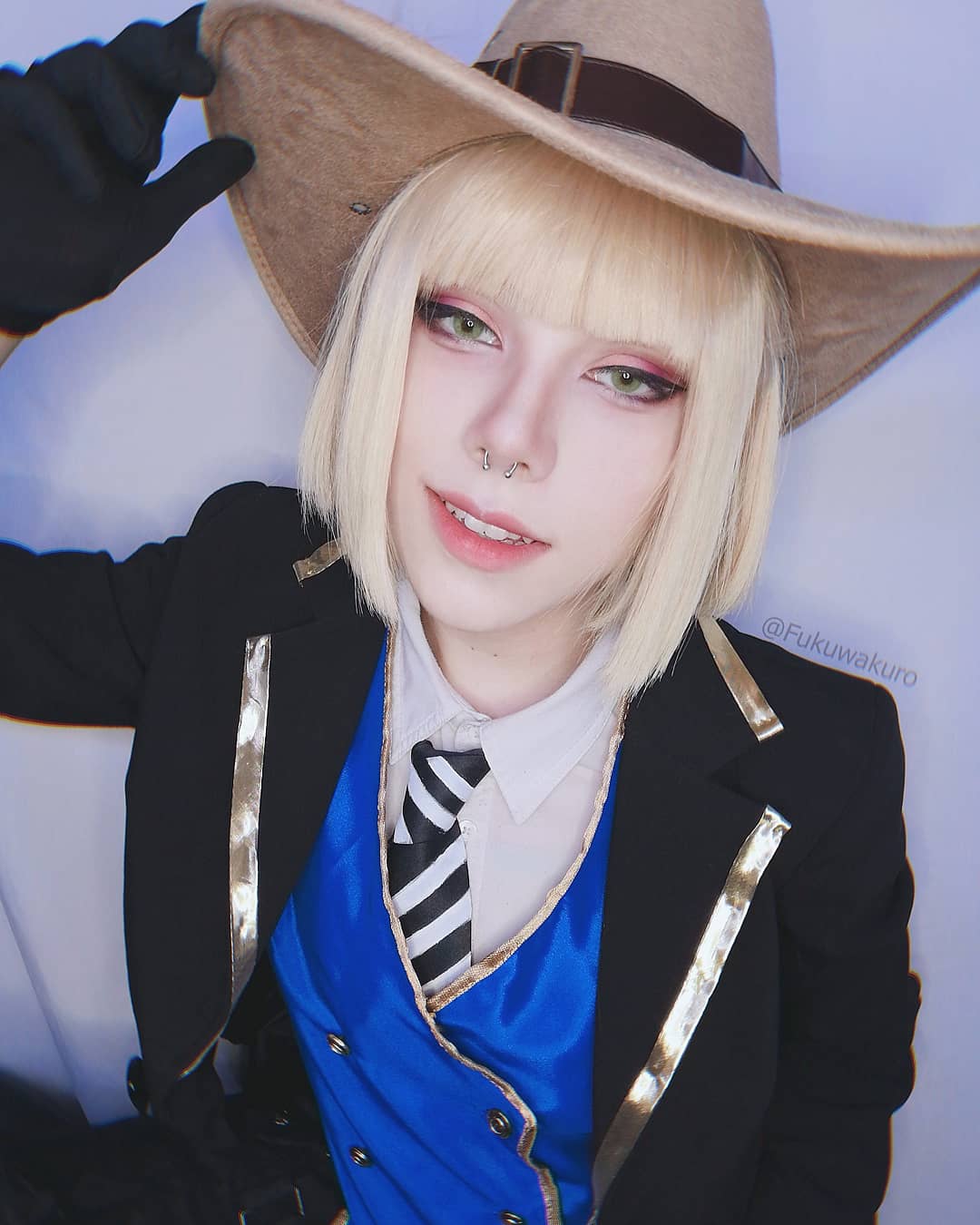 ツイステ／ルークハント／制服／M-Lサイズ(ウィッグ有) ツイステッドワンダーランド ツイステ ポムフィオーレ寮制服