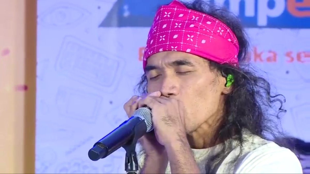Tri_Murni14's tweet photo. Rindu nonton konsernya #slank 😔 https://t.co/4nDfbP5wsK