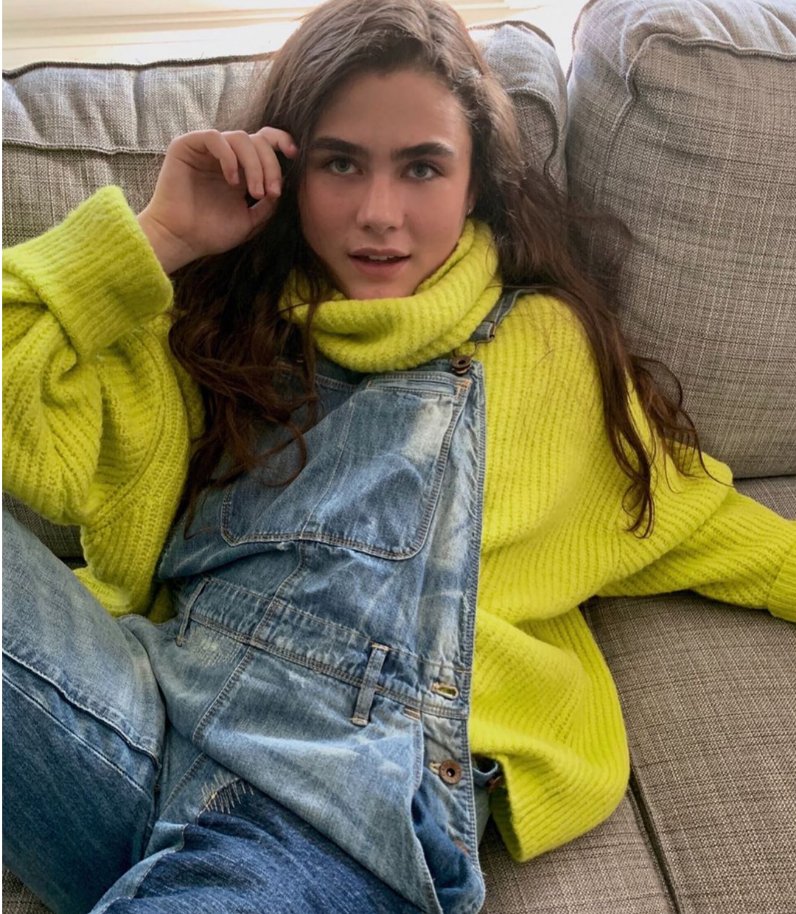 ➤ lola flanery as amoung us; a thread