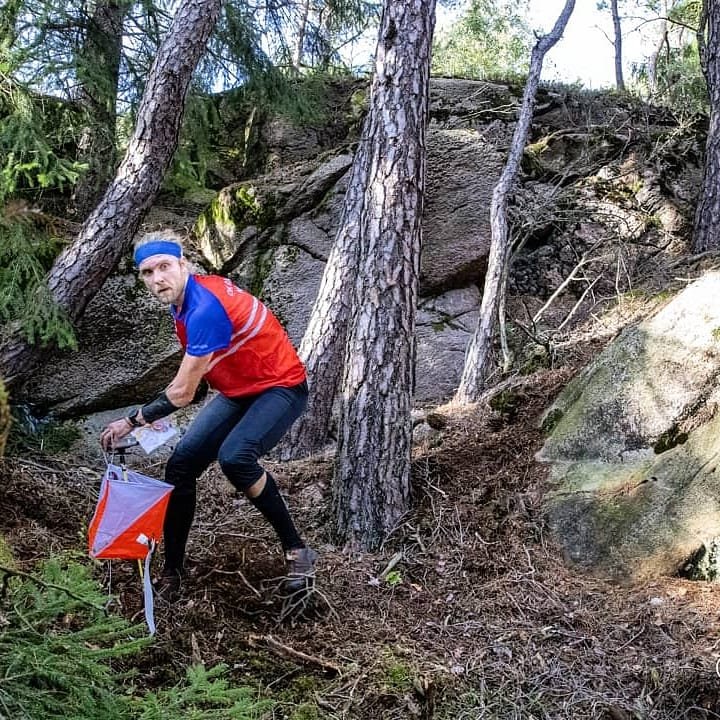 Wow, vilken helg! Dubbla SM-guld till Gustav och ett USM-guld till Edvin! Och massa andra ravinare som både presterade bra och hade kul i skogen ❤💙❤💙 #ravinenpower