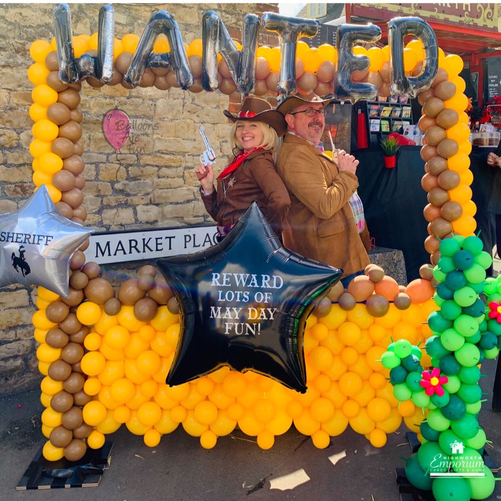 International Balloon Month – Day 20🎈

Another brilliant May Day memory 😁 Wild West 🤠☀️🌵

#BalloonsAreFun @ #HighworthEmporium #InternationalBalloonMonth #Balloons #BalloonDecor #BalloonFun #Balloon #BalloonsForAllOccasions #BalloonShop #BirthdayBalloons #WeddingBalloons