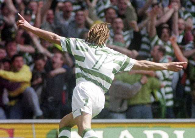 Nearly forget to say happy birthday to The King of Kings today. Happy birthday to Henrik Larsson. The GOAT. 