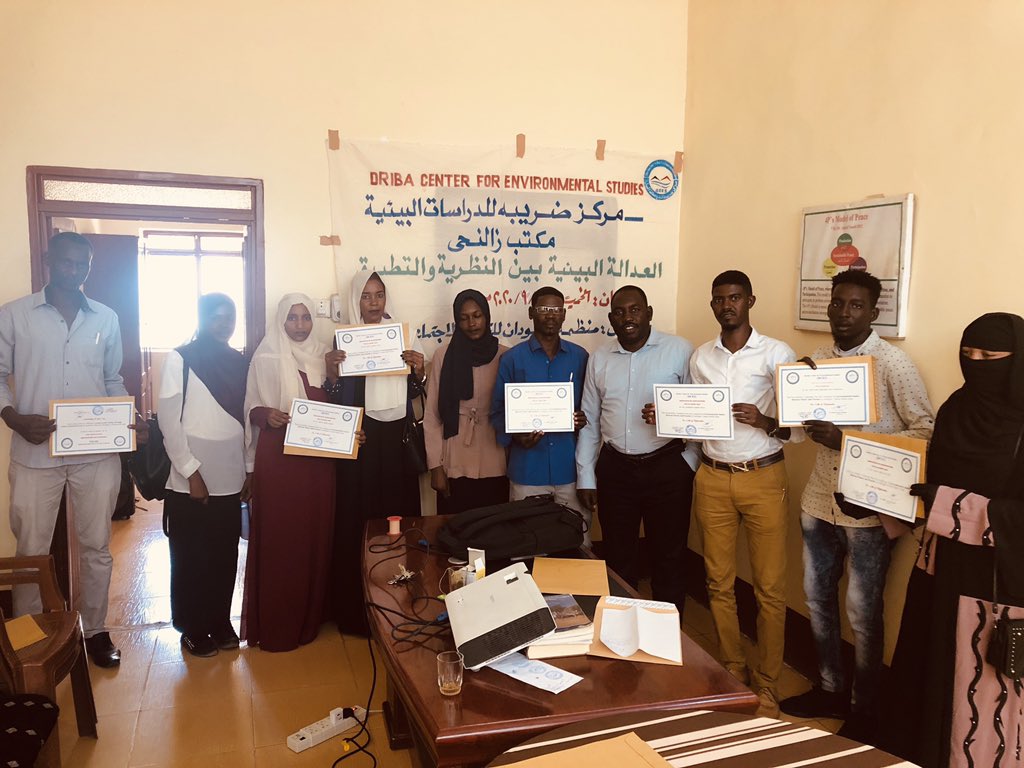 AlaaArsto's tweet photo. The first workshop for Deriba Center for Environmental Studies Volunteers 
“ Environmental Justice Between Theory &amp; Practice” https://t.co/GlKySXulK3