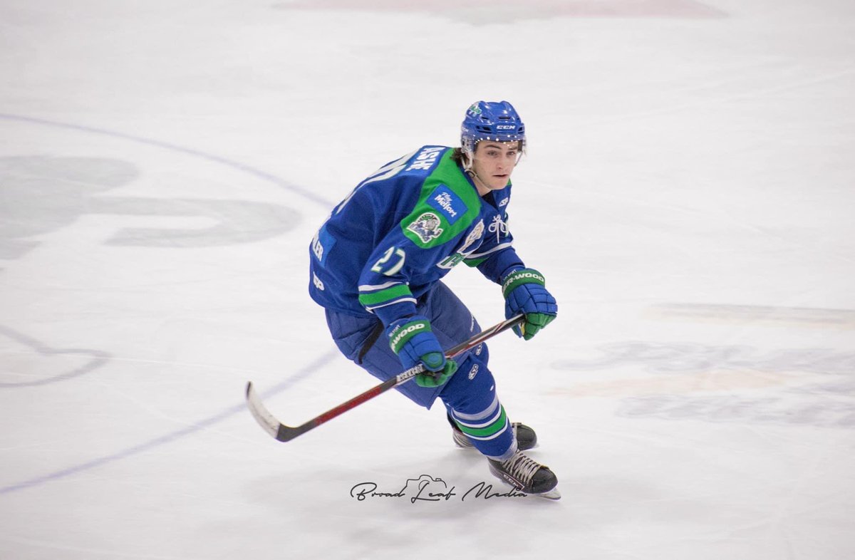 The Mustangs are sad to announce the passing of Defenceman Dylan Ashe. From our entire organization we would like to send our deepest sympathies and condolences to the Ashe family. You are in our thoughts and prayers. 💙💚