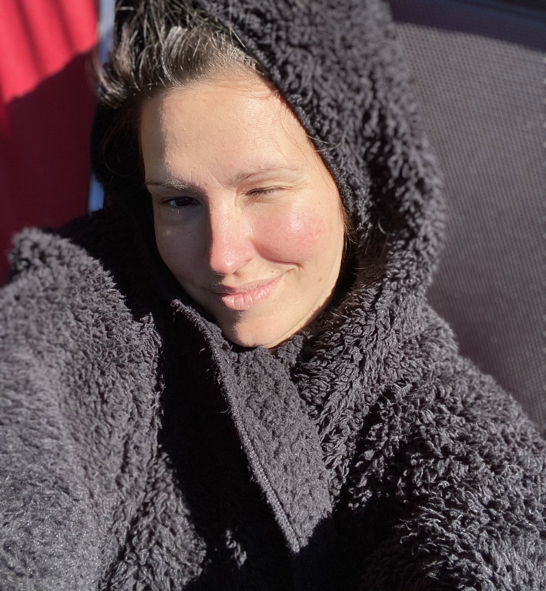 elianelevesque's tweet photo. Soleil facial. Dimanche de congé ✌🏻🌻☀️ #Fall #Autumn #Automne #Sunshine #Soleil #ChaletDeLaPaix #StDamien https://t.co/kWh9FT5tqL