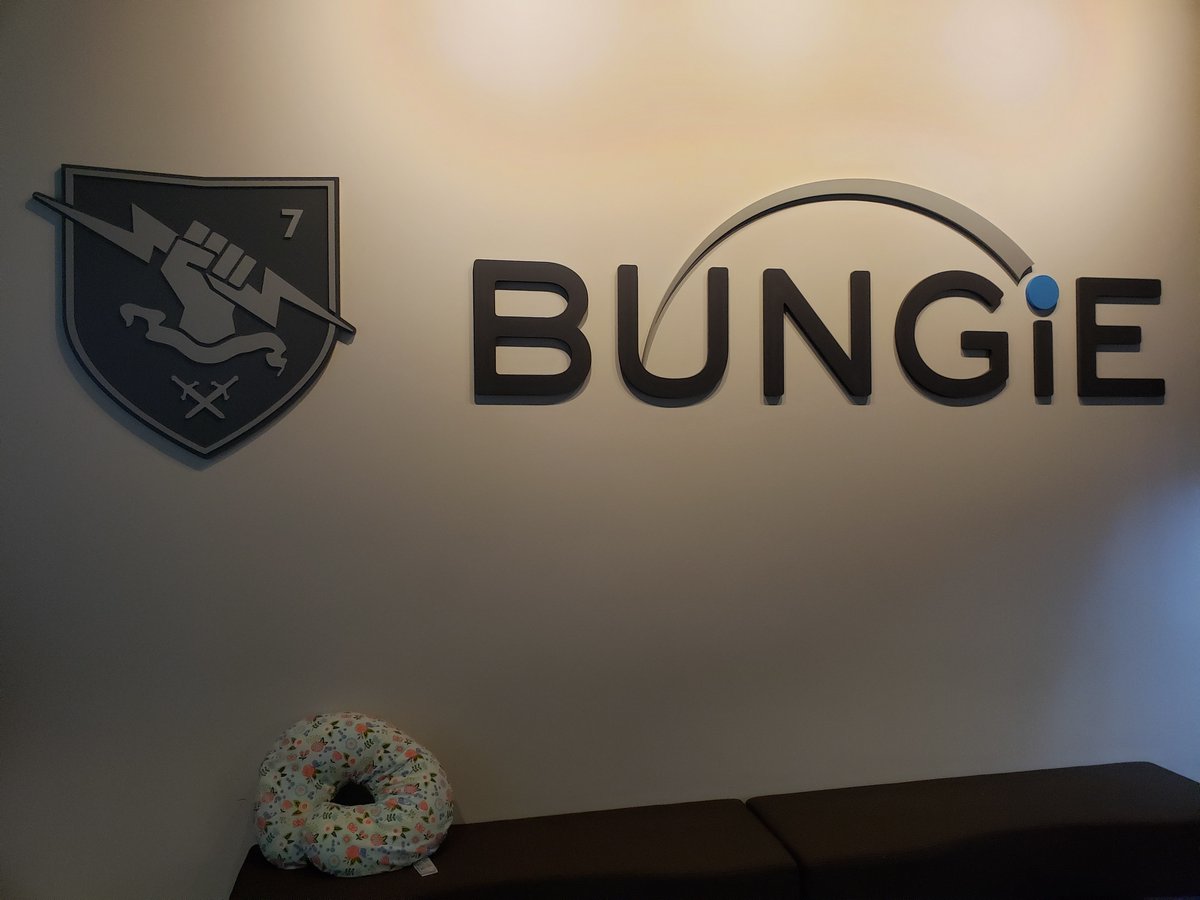 Walking through  @Bungie was an experience beyond words. Like, the amount of emotions running through me was just...I can't even describe it honestly. Thank again  @pinotorious