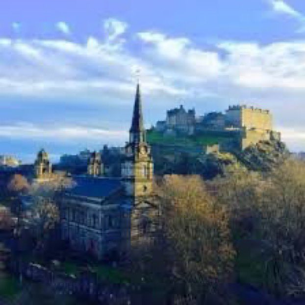 136 meals served to our #homeless guests in the Kirkyard at the foot of <a href="/edinburghcastle/">Edinburgh Castle</a> rock this evening. This weekly Sunday congregation at St Cuthbert’s are such fine folk along with the volunteers who serve them. Stay safe stay well good friends God Bless <a href="/churchscotland/">Church of Scotland</a>