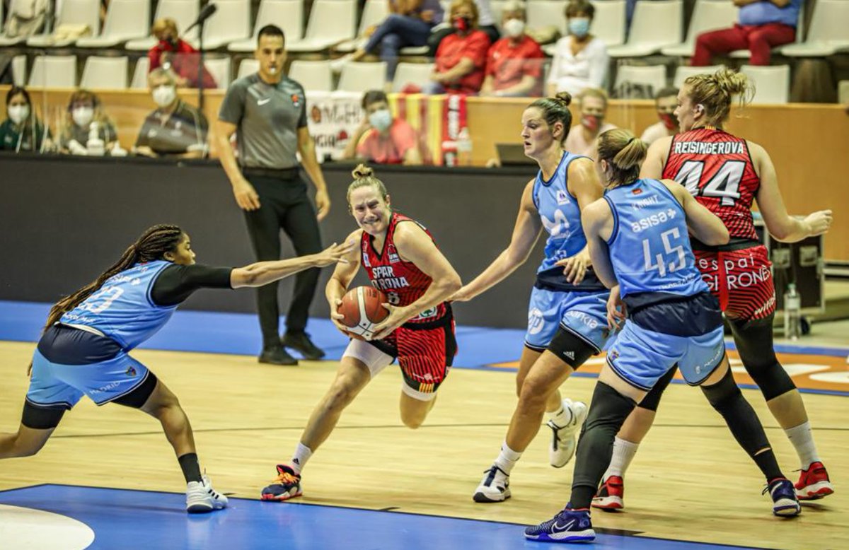 Sergio Garcia-Muñoz Álvarez (@sergiogma11) on Twitter photo ¿Primer domingo en la Liga Femenina Endesa?
3 prórrogas en 2 partidos, con los dos recién ascendidos rozando la victoria como visitantes.
👉 TODOS LOS RESULTADOS de los 5 encuentros disputados en la jornada inaugural.
📸 <a href="/MrSubi95/">David Subirana Macia</a>
pausadeportiva.blogspot.com/2020/09/que-ha… ¿Primer domingo en la Liga Femenina Endesa?
3 prórrogas en 2 partidos, con los dos recién ascendidos rozando la victoria como visitantes.
👉 TODOS LOS RESULTADOS de los 5 encuentros disputados en la jornada inaugural.
📸 <a href="/MrSubi95/">David Subirana Macia</a>
pausadeportiva.blogspot.com/2020/09/que-ha…