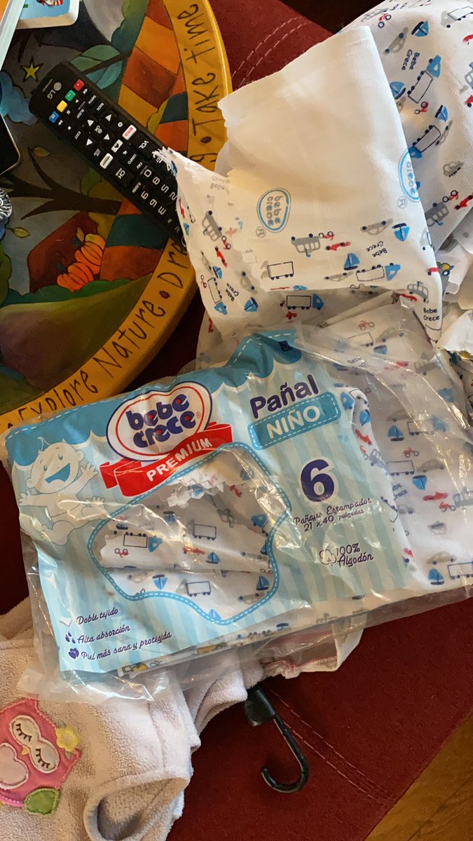 areminivanscool's tweet photo. Hey older sister, thanks for the Mexican reusable cloth diapers. I’m totally going to use these. Best hand me downs ever. https://t.co/4oNYUZbl9p