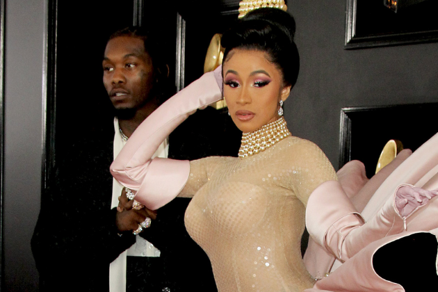 Teammag6's tweet photo. Cardi B Touched By Lizzo's Kind Act Amidst Divorce From Offset https://t.co/jCCB2Lfm0U https://t.co/wfGd7yxmMp