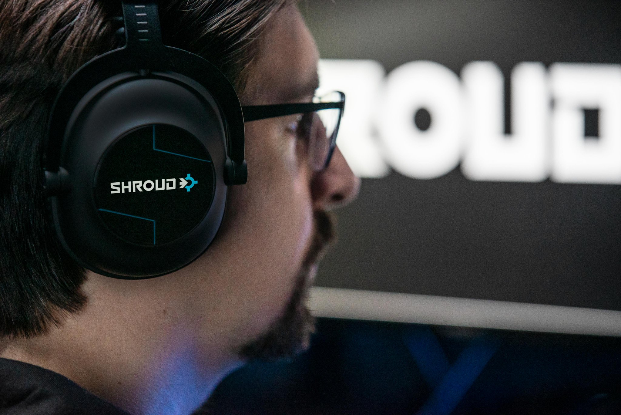 Logitech G on X The PRO X Wireless with custom shroud headphone tags. Go get some water with style while you re waiting for your Valorant to queue to pop. https t fYt906SqSs https t 7n3aEb2xIc