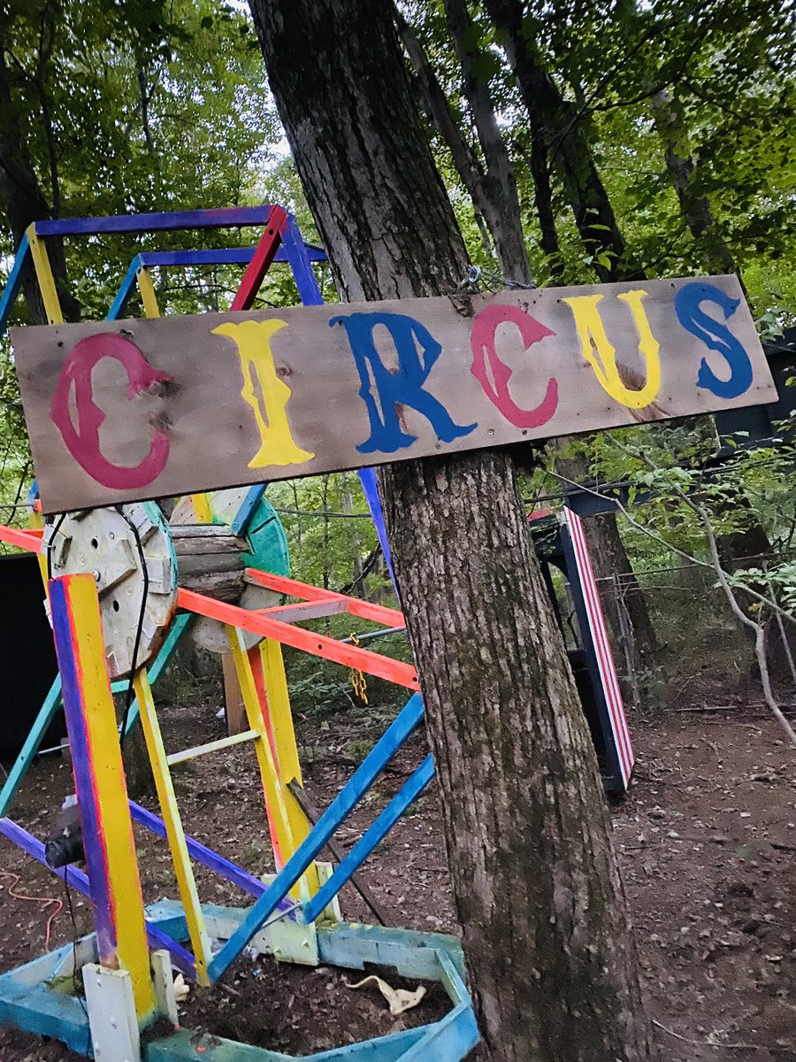 AmbrosiniJoey's tweet photo. Join it, if you dare!
#LegendsOfFear #HauntedAttraction #Clown #JoinTheCircus #SpookySeason https://t.co/6tG3kDlCzI