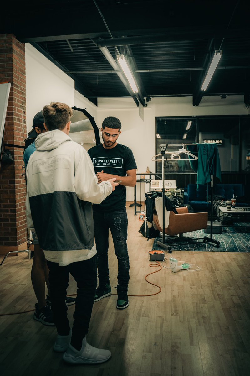 _LivingLawless_'s tweet photo. behind the scenes... https://t.co/DWfzX1Ibf5