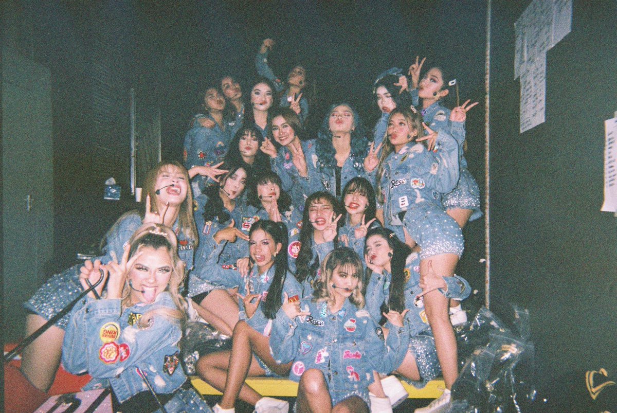jiyeoncheu's tweet photo. I miss you guys😘🥺💕 https://t.co/ajxsqf9TdE