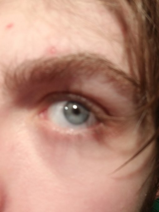 3 pic. Rare pics of me without #Glasses  hope you enjoy  #horny #bdsm #nerdy #teen  #bi #chaturbate #pornhub