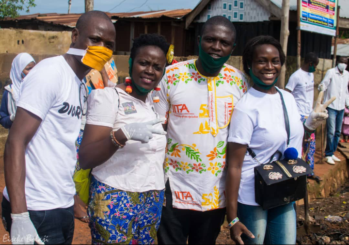 LagWaterkeeper's tweet photo. About the movement in Ibadan, this was done in partnership with @AfricanCreativeHub. We removed 5tons of waste from the popular Shasha Market, Ibadan Oyo state.
#TeamWildlifeAfrica
#AfricanCreativeHub
#OyoState
#WorldCleanupDay https://t.co/7UT3HujgZc
