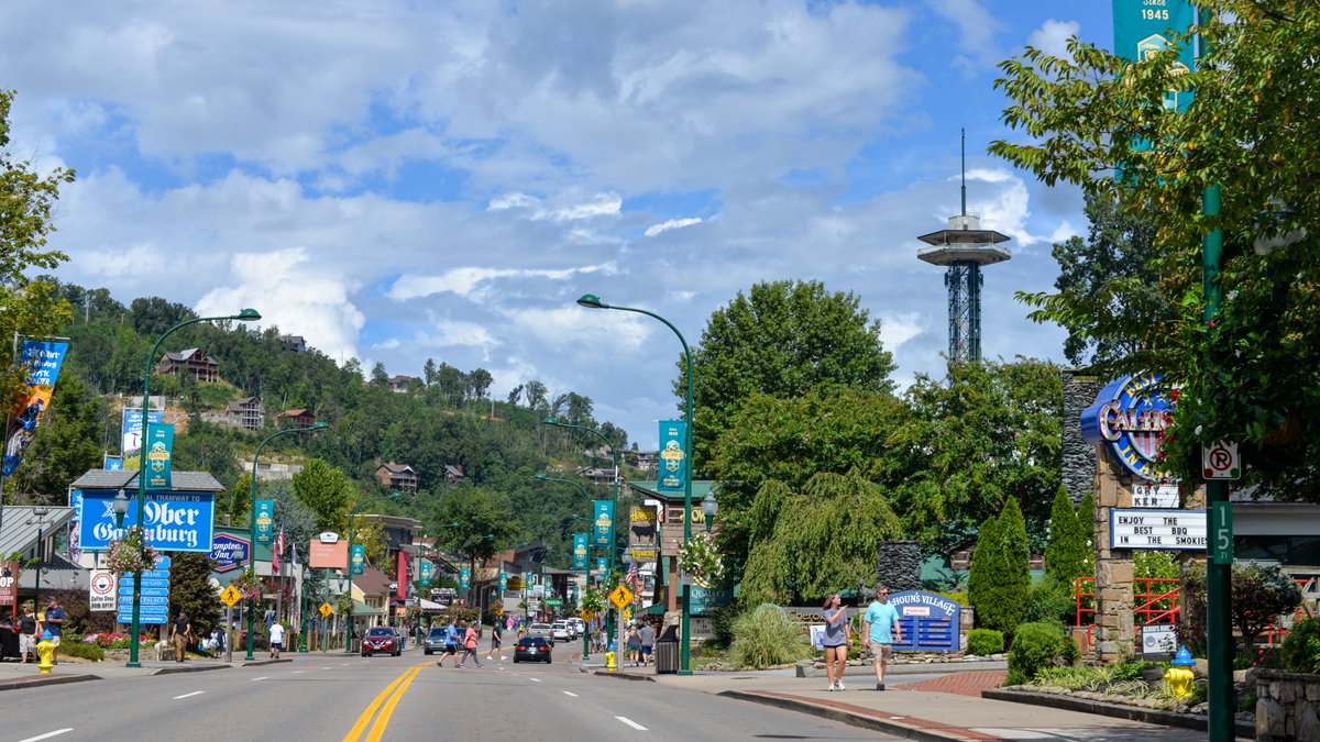 TravelGburg's tweet photo. When was your last trip to #Gatlinburg? https://t.co/FxXZoU2FV2