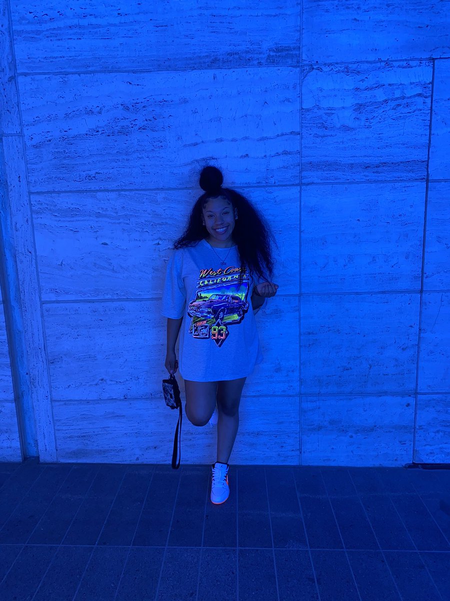 diiaamonndd's tweet photo. L🦋V E R. https://t.co/gaKj8T4muj