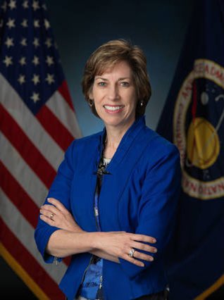 Day 6: 9/20 Highlighting a truly *stellar* scientist today: astronaut Dr. Ellen Ochoa. Dr. Ochoa has been a pioneer her whole career as both the 1st Hispanic woman to go to space and the 1st Hispanic Director of NASA's Johnson Space Center.