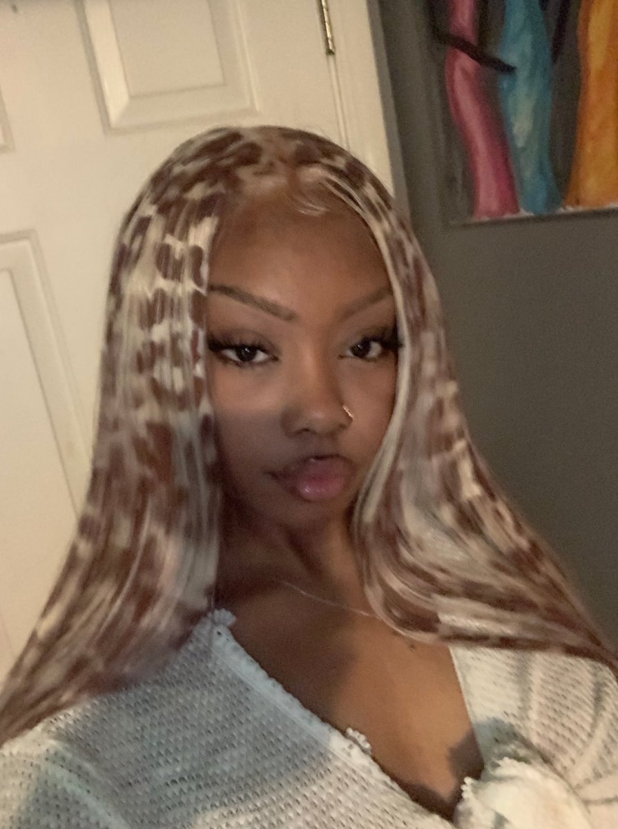 bowlofcinnammon's tweet image. what animal is this girls