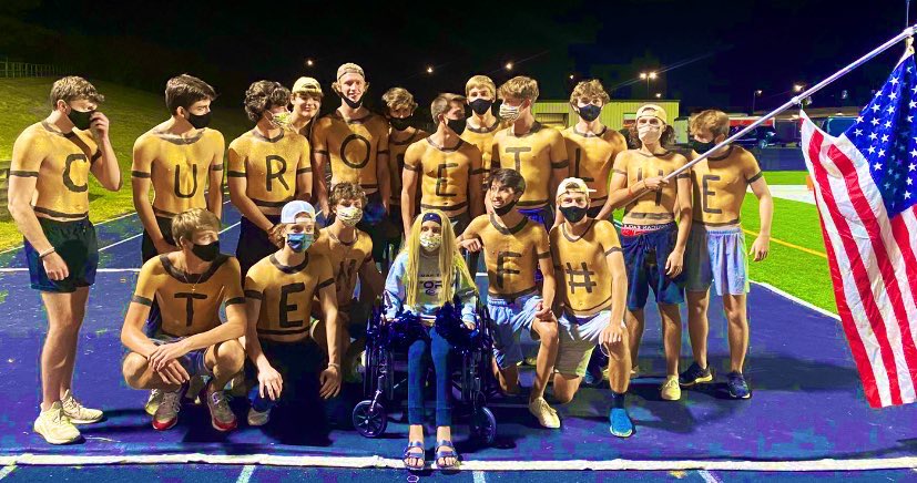 Friday was much bigger than football.          🎗>🏈

Painters &amp; Joslyn 🎨😍

#19Strong