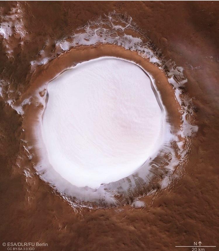 Water ice in the Korolev crater on Mars.

Credit Image: Björn Schreiner/FU Berlin/DLR/ESA