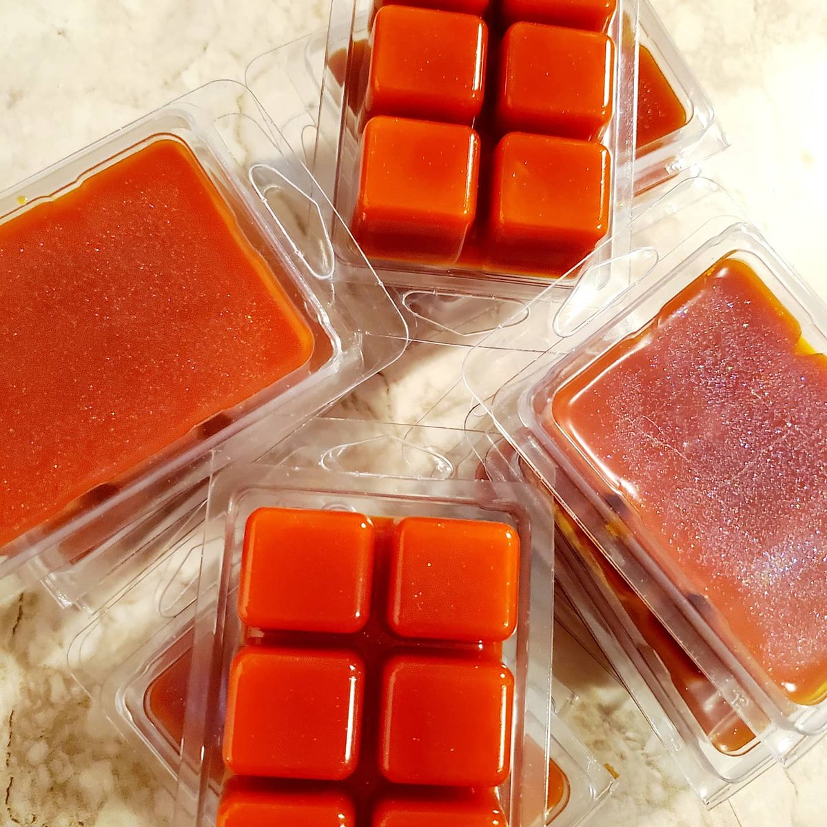 BlessedBeYou1's tweet photo. Basic Witch wax melts are up early on the website! They may not be a latte but you can get you pumpkin spice fix with these! They smells amazing!!!🎃🎃🎃 https://t.co/I03GjkVsQl https://t.co/aFFyzWg73n