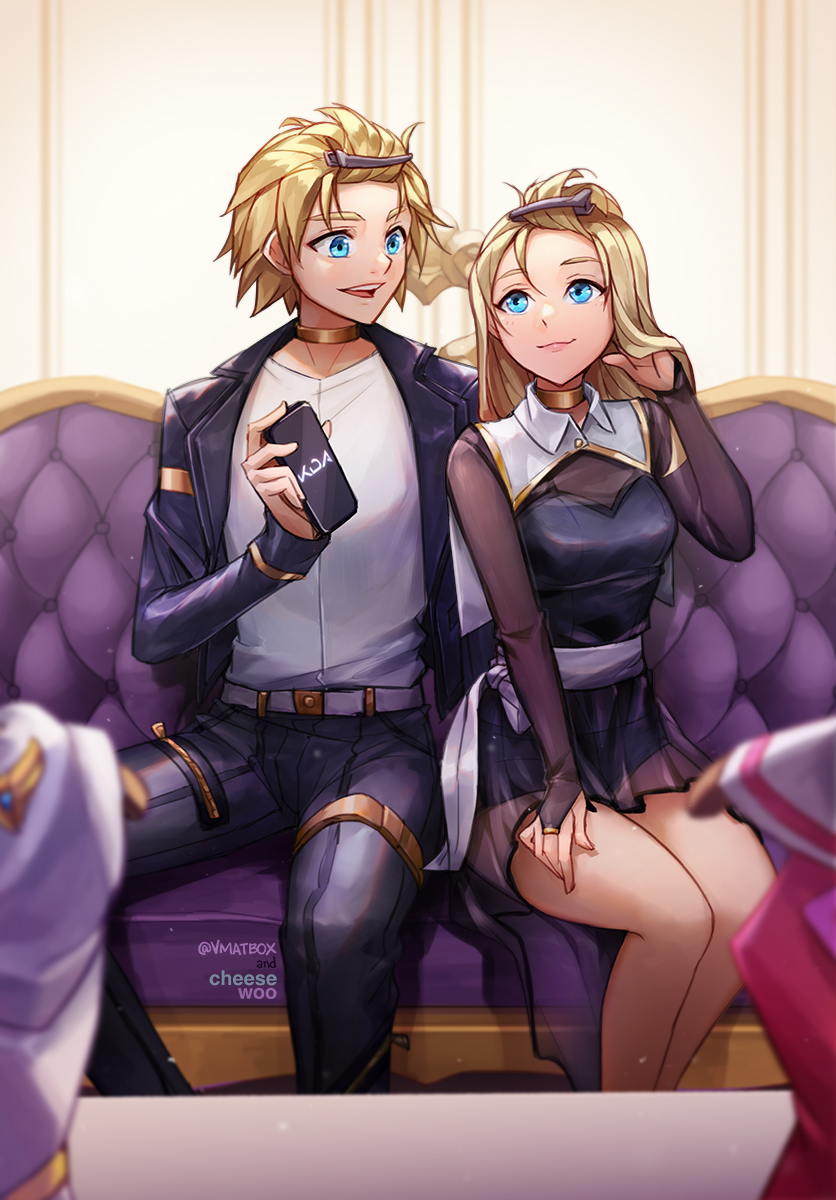 cheesewoo's tweet photo. KDA Ezreal and Lux collab process with @vmatbox ☺️

Sketch (me), Lineart &amp; base (Vmat), Rendering (me), Background &amp; final touches (Vmat) https://t.co/fbcrOk5Twn