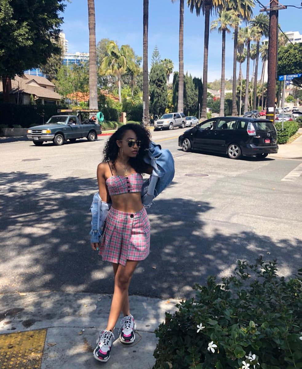 — leigh anne pinnock' best looks and outfits; a thread.