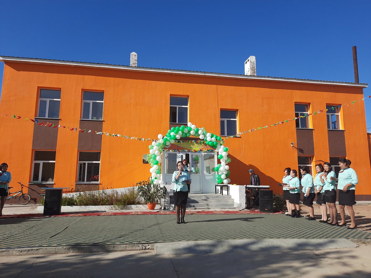 Улсын төсөв харалгүй Орон нутгийнхаа нөөц бололцоог ашиглан 676,0 сая төгрөгөөр 100 хүүхдийн цэцэрлэгийн барилга барьж өнөөдөр нээлтээ хийж бна. <a href="/Battulga_munkh/">М.Баттулга</a> <a href="/bolodm/">.</a> <a href="/gerelee_p/">GB</a>
