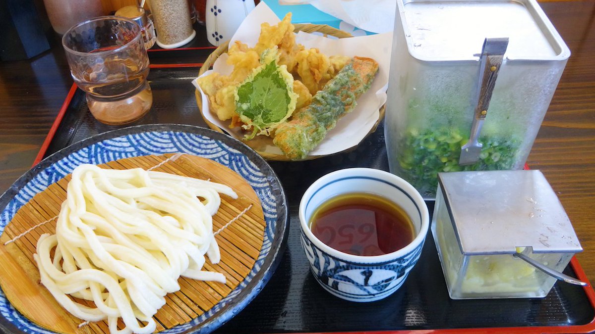 讃岐うどん 麺の蔵 善通寺のうどん屋です 揚げたて天ぷらが人気 Mennokuraz Twitter