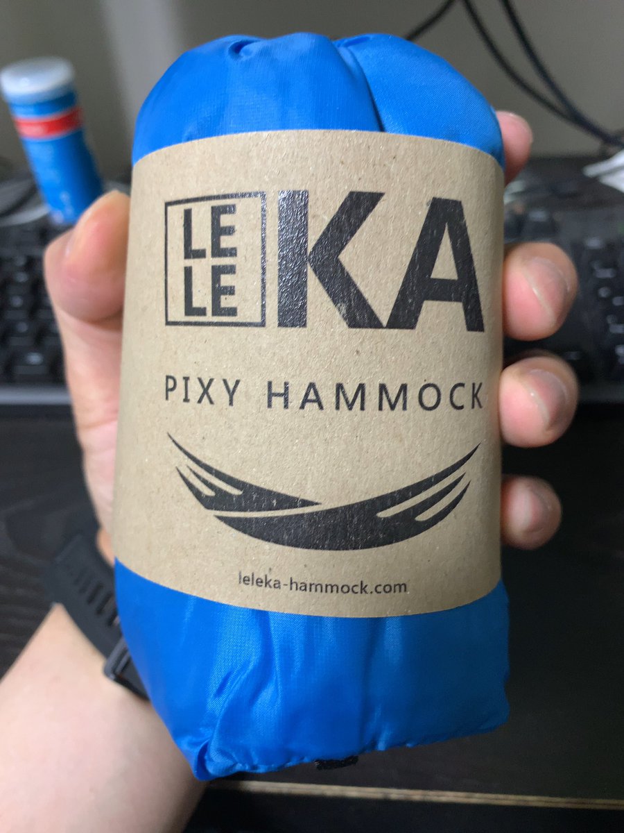 tsubuan_camp's tweet photo. はるばるウクライナからきた #LELEKAHammock
≪よう相棒、まだ生きてるか？≫と聞こえてきそうだぜ…🤤 https://t.co/PSsjNQ2ZG4