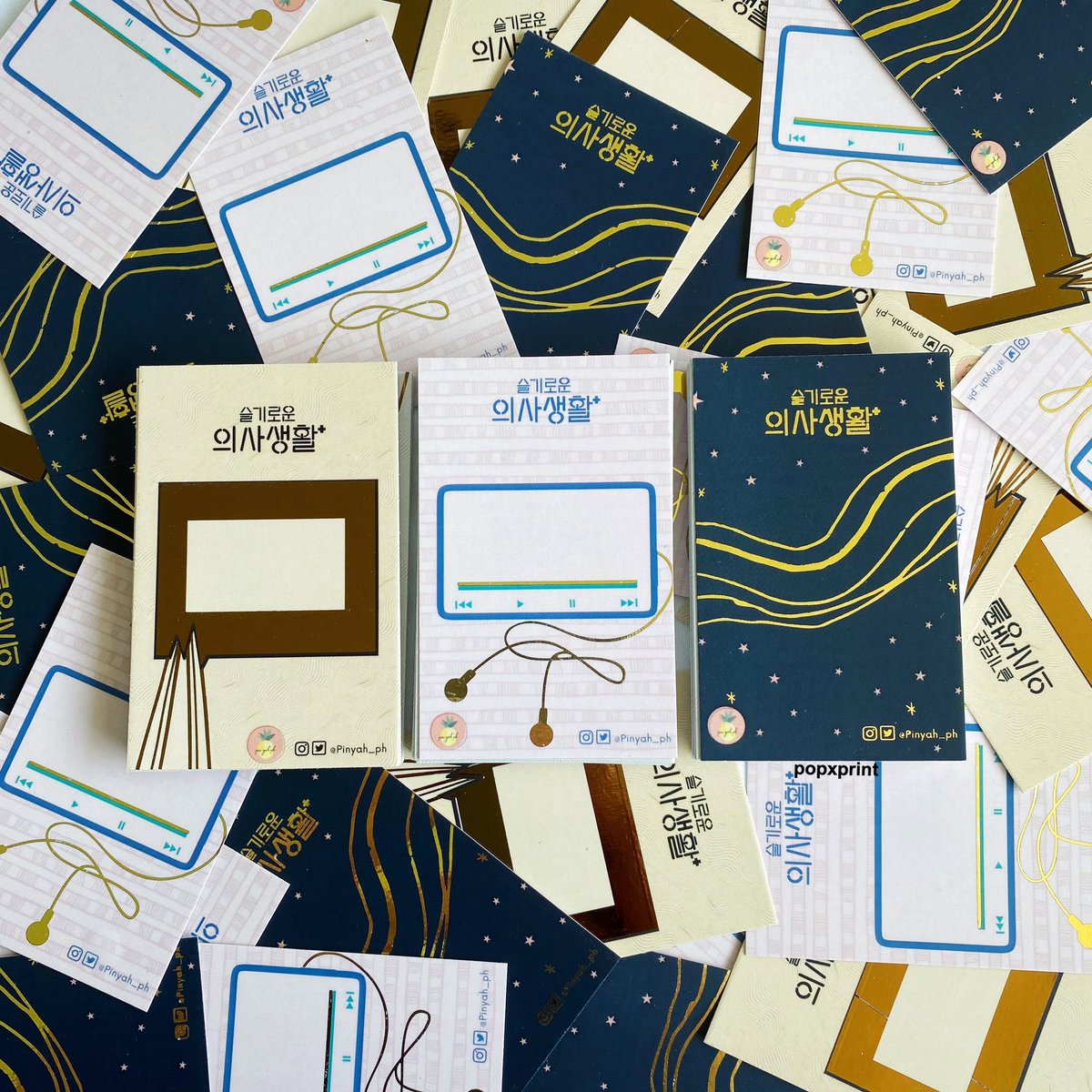 popxprint's tweet image. [#BACKINGCARD]
Backing Card
Matte. Full Color. Gold Stamp

Credits &amp;amp; Thanks to:
@Pinyah_ph 

#pxpsamples #popxprint