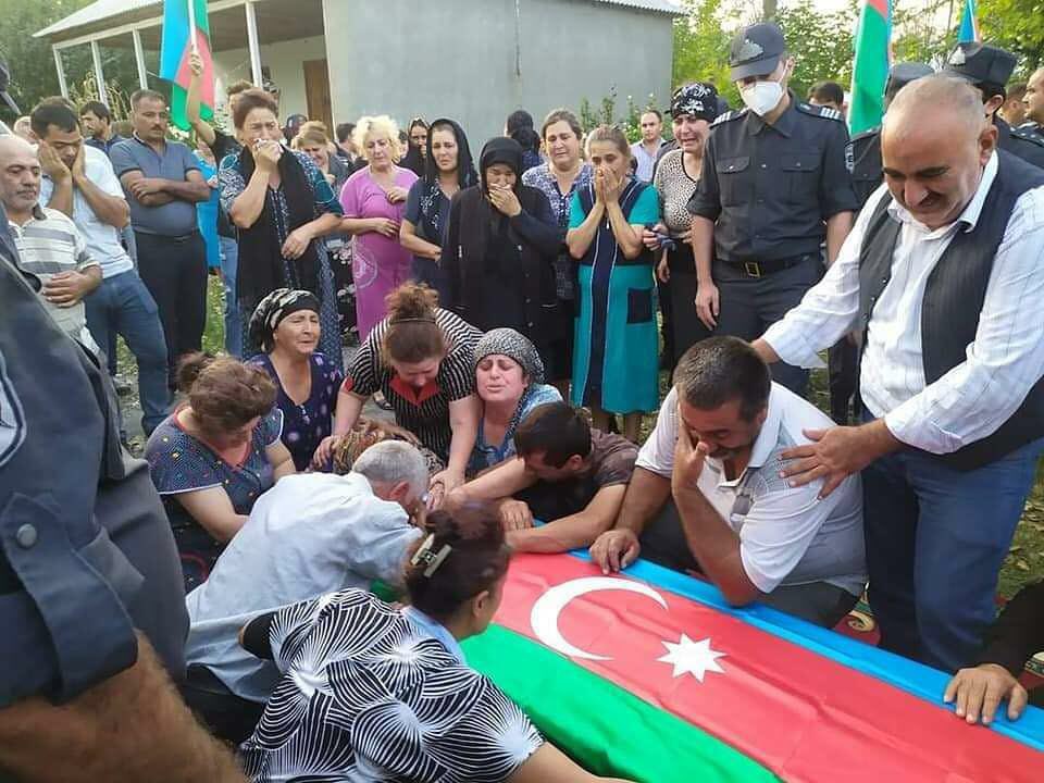 Отцовский очаг азербайджанский на русском