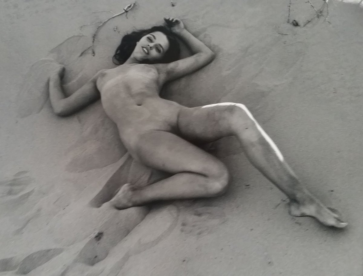 © André de Dienes - 1960pic.twitter.com/D3myBp3tPO 