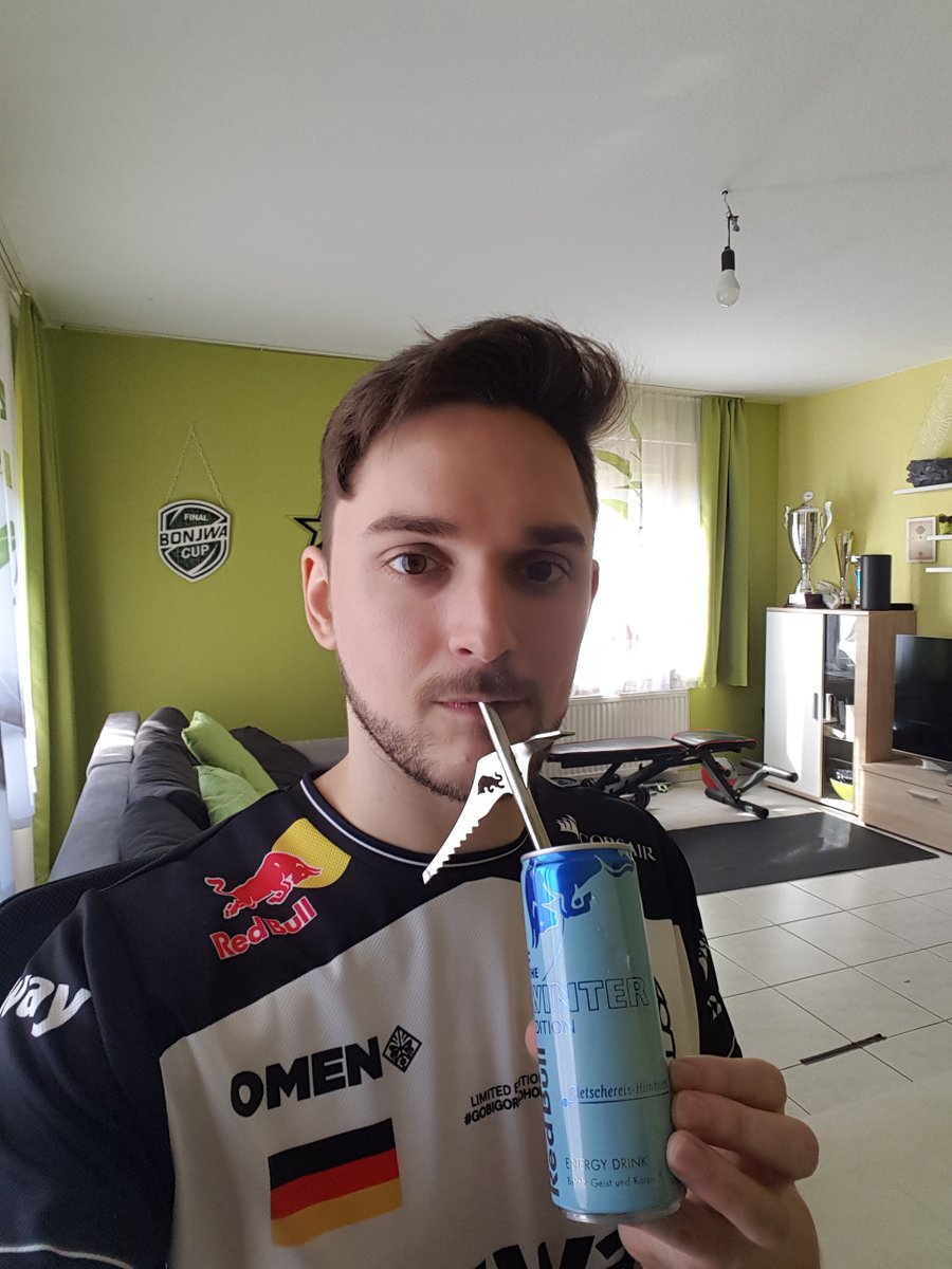 Twitter 上的tobias Sieber Sollte Eigentlich Ein Kurzes Video Werden Aber Hab Leider Gefailed Trotzdem Vielen Dank An Redbullger Fur Die Tolle Box Mit Der Red Bull Winter Edition Hat Spass Gemacht Das Twitter 上的tobias Sieber Sollte Eigentlich Ein Kurzes Video Werden Aber Hab Leider Gefailed Trotzdem Vielen Dank An Redbullger Fur Die Tolle Box Mit Der Red Bull Winter Edition Hat Spass Gemacht Das